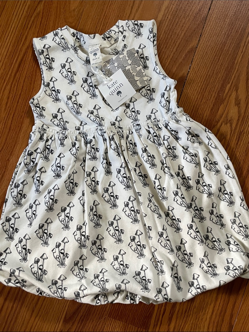 NWT kate quinn bubble Dress Black Mushroom Print 18-24